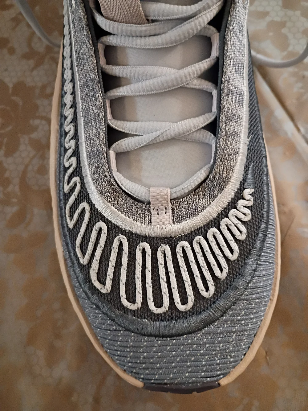 Nike Cosmic Unity 3  Grey Asher Slate Size Women 11.5 FV3526 010